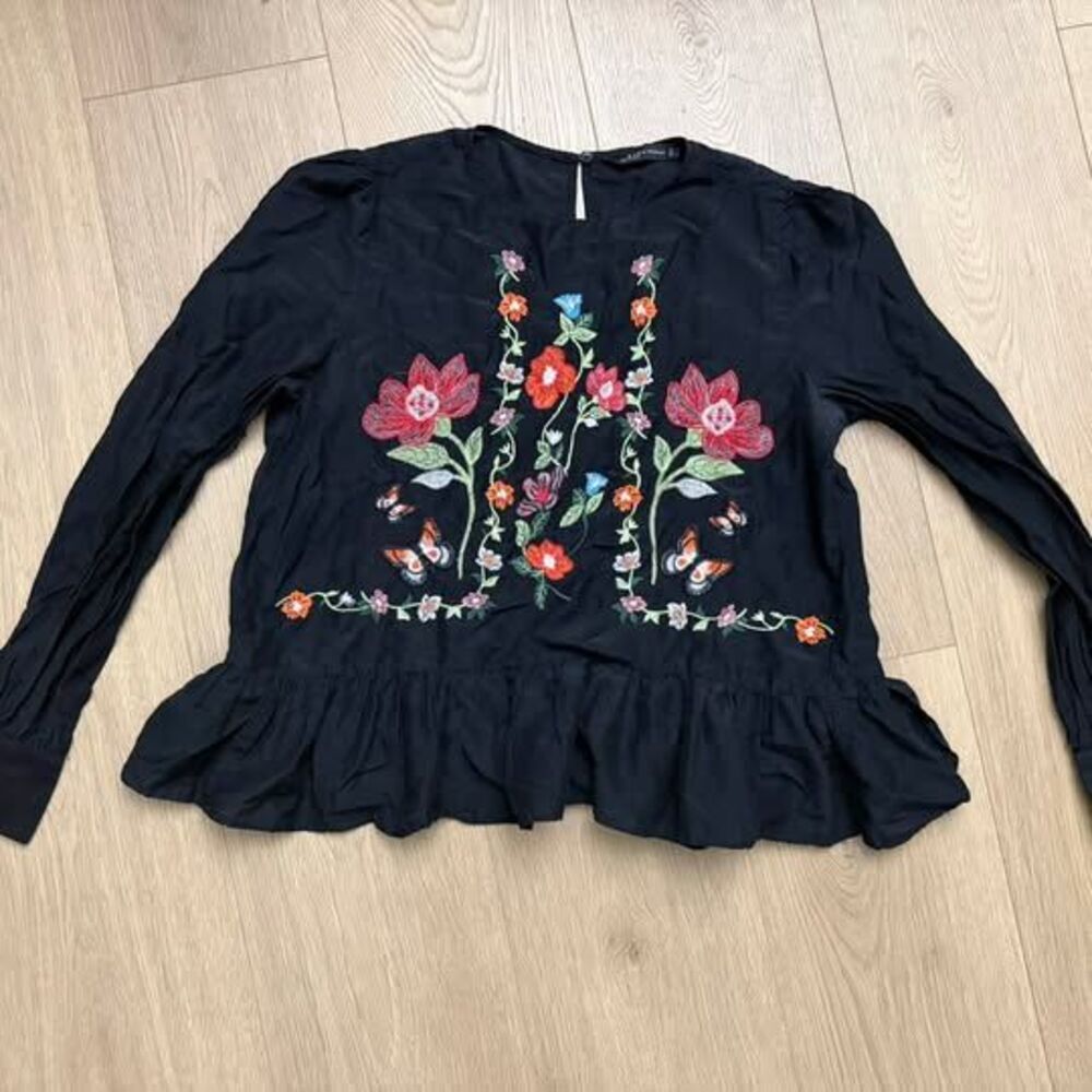 Zara Woman Embroidered Floral Peplum Top Size S